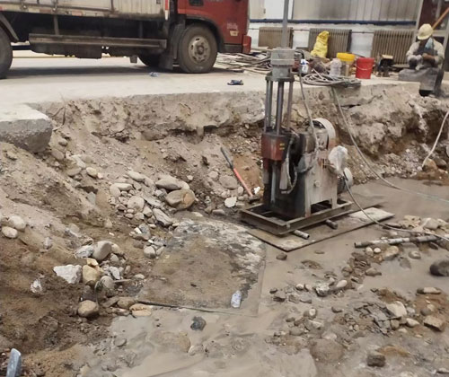 哈巴河公路下沉压浆