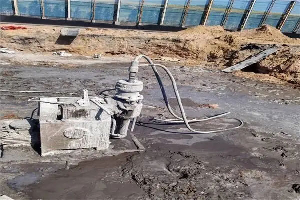 哈巴河水泡基础注浆加固